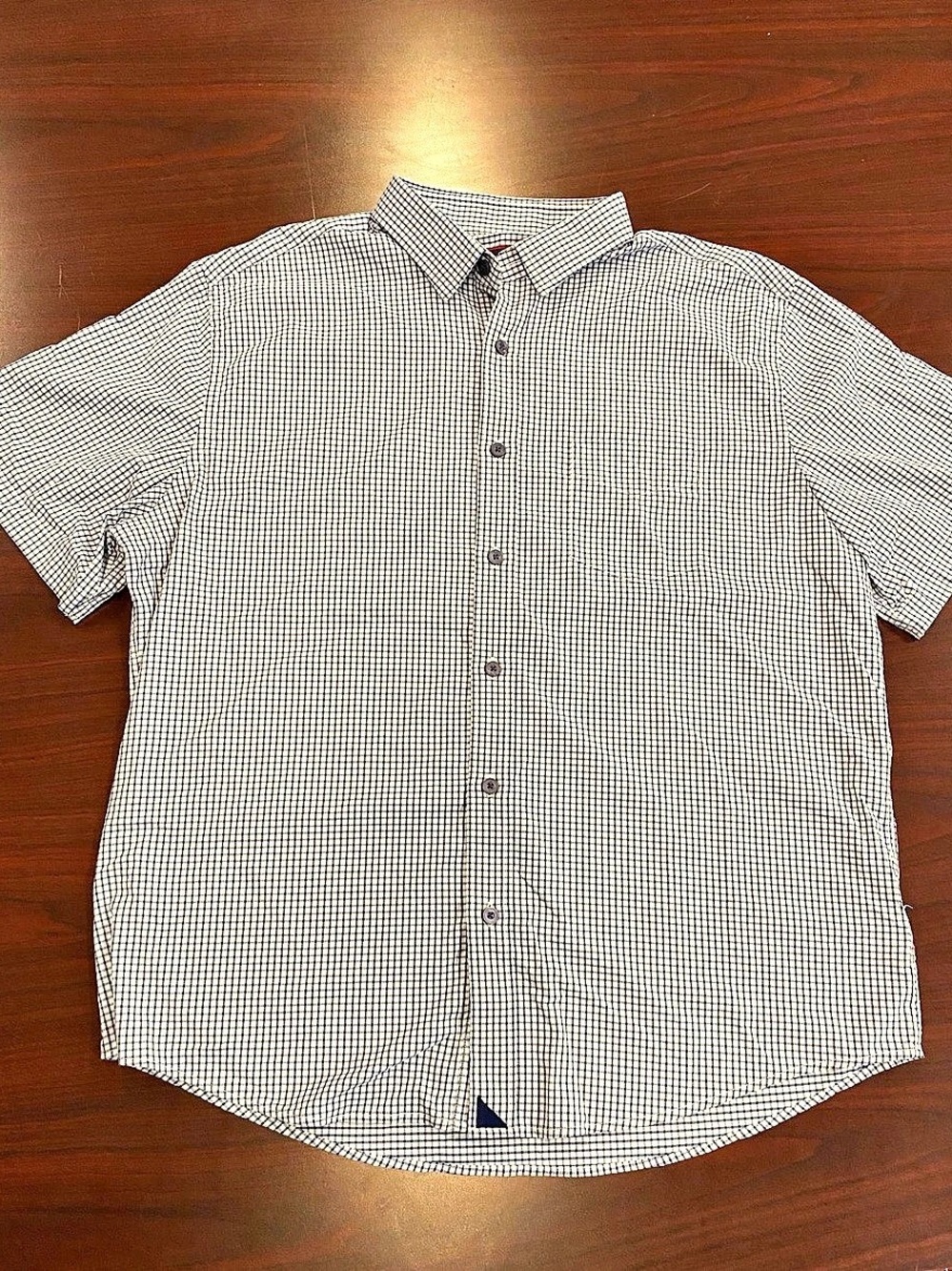 UNTUCKit Gingham Short Sleeve Shirt in White & Blue Large